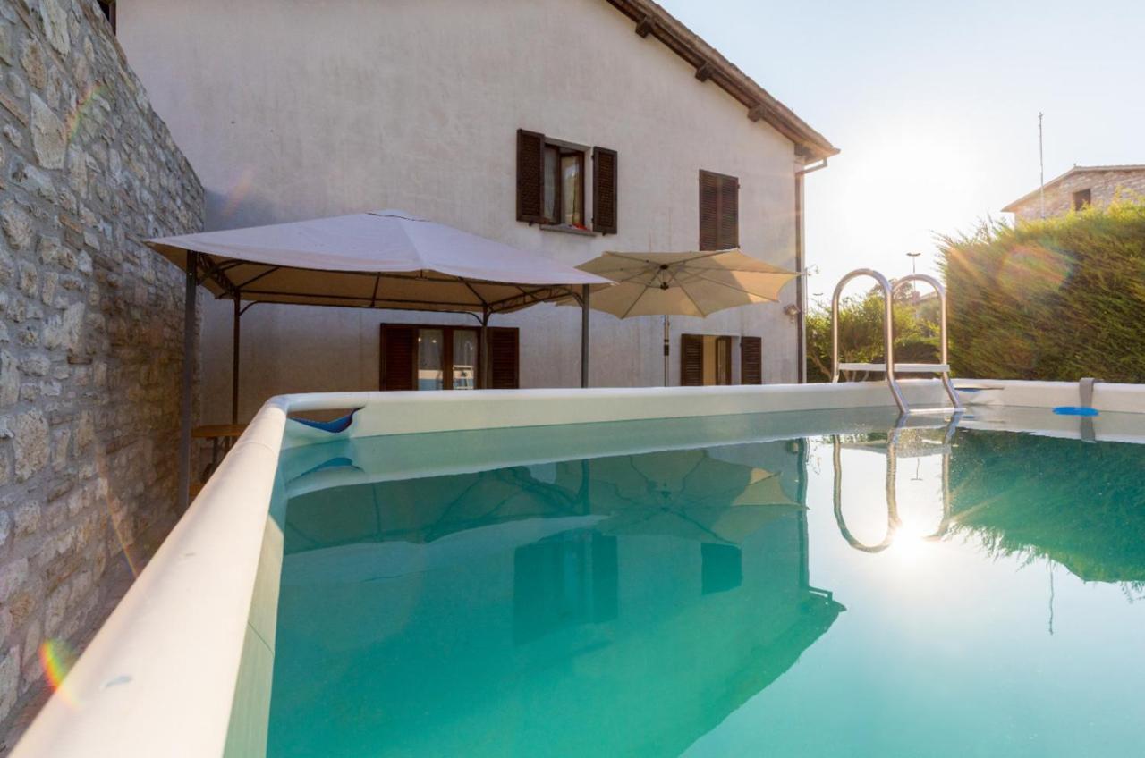 Borgo Santa Lucia Apartment With Private Parking & Garden Gubbio Buitenkant foto