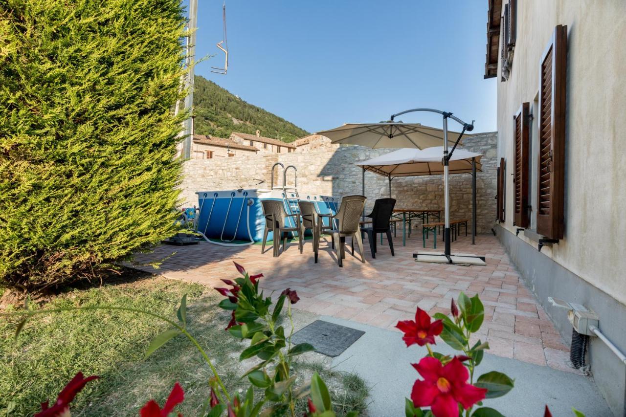 Borgo Santa Lucia Apartment With Private Parking & Garden Gubbio Buitenkant foto